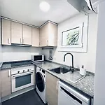 Zen Sea Views Apartman