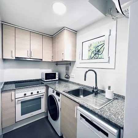 Zen Sea Views アパート